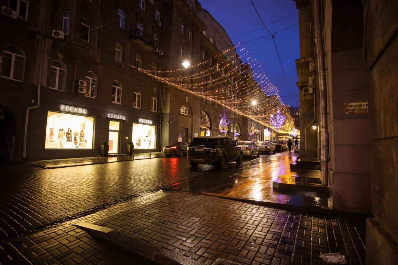 911 Apartments Khreshchatyk Κίεβο Εξωτερικό φωτογραφία