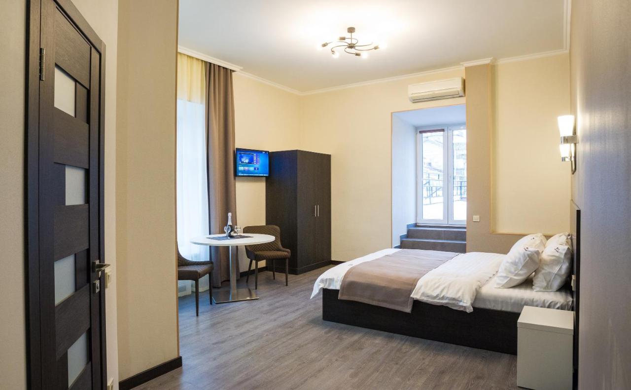 911 Apartments Khreshchatyk Κίεβο Εξωτερικό φωτογραφία